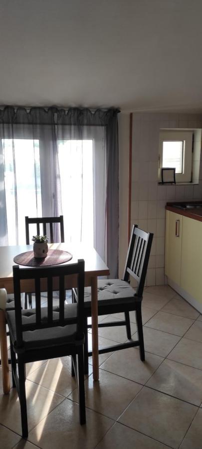 Sumamore Apartment